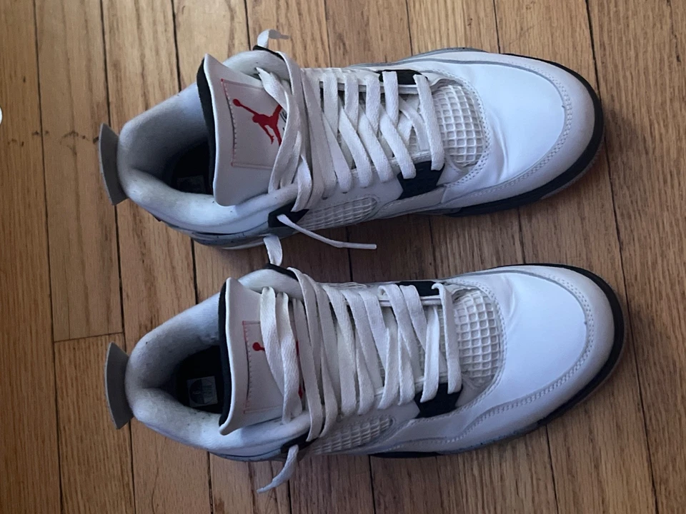 Talla 9 - Jordan 4 Retro OG Medio Blanco Cemento Foto 1 de 4