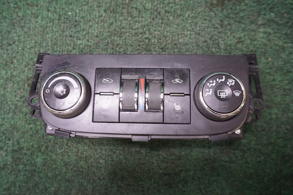 2006 2007 2008 2009 2010 2011 CHEVROLET IMPALA LT AC Control OEM 25882557 - Image 1 of 4