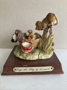 Bloodhound Dog & Puppies At Play Figure,Hound Dog ornament,Leonardo