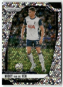 2024-25 Panini Prizm Premier League No. 81 Micky van de Ven Disco Prizm - Bild 1 von 2
