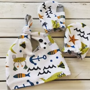 Baby boy beanie and mitten set, Newborn baby shower gift, Sharks - Picture 1 of 1
