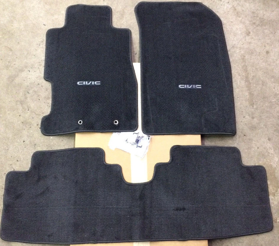 Genuine OEM Honda Civic 2dr / 4dr Black Carpet Floor Mats 2001 - 2005   S5P - Image 1 of 1