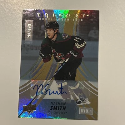 2022-23  Trilogy - Rookie Premieres Nathan Smith #101 Gold Autographs /449   - Image 1 of 3