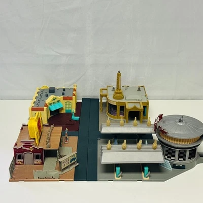 Disney Pixar Cars RADIATOR SPRINGS TOWNS FLO'S CAFE CASA BODY ART CURIO LIGHT UP - Image 1 of 4