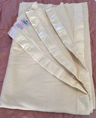 Atkinson Leeds Vintage Pure Merino Wool Blanket Twin XL 67” X  92” Ivory/Yellow - Image 1 of 4