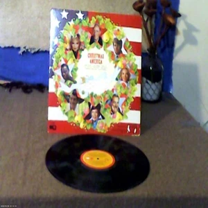Christmas America, LP, released 1973, in G condition, stereo, no paper sleeve. - Picture 1 of 1