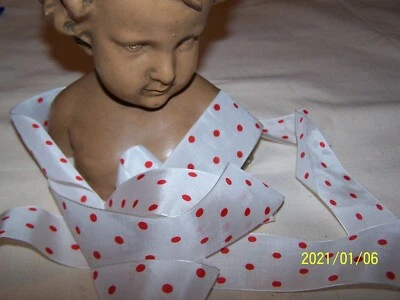 Ancien ruban à petits pois rouge sur fond blanc. Années50. Vendu au mètre. N°182 - Photo 1/4