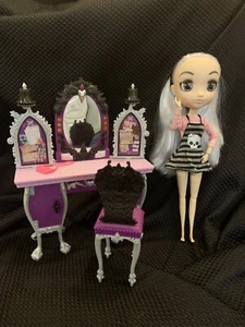 SHIBAJUKU Girls Yokozuna’s Doll w Vanity and Chair Approximately 13” Pre-Owned - Picture 1 of 12