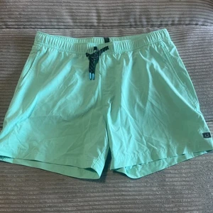 Avid Fishing Volley Boadshorts Men's Boating sz XL Performance  Green Light NWOT - Picture 1 of 12