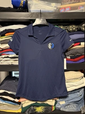 Dallas Mavericks Shirt Womens Medium Navy Nike Dri-Fit Polo Golf Blue Modelo - Image 1 of 4