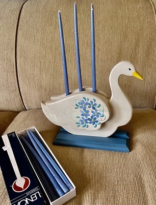Ivory & Blue Tole-painted Wooden Swan CANDLE HOLDER w/ 12 10in Tiny-Tapers - Image 1 of 4