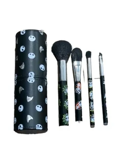 Set Pennelli Collezione Nightmare Before Christmas Nuovo Makeup Revolution - Foto 1 di 4