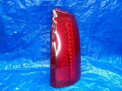 Conjunto de lámpara de luz trasera LED para pasajero derecho Cadillac STS 2008 2009 2010 2011 FABRICANTE DE EQUIPOS ORIGINALES Foto 1 de 4