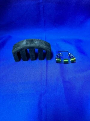 Cello Wire Performance Mute by Glaesel GL3802 and Ultra Cello Practice Mute - Image 1 of 4