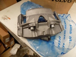 Genuine Volvo S60 S80 V60 V70 XC70 2008-2018 Front Right Brake Caliper 36000150 - Picture 1 of 1