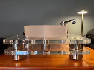 Clearaudio Champion Level 2 Turntable with Unify Tonearm and Sigma Cartridge - Picture 1 of 16