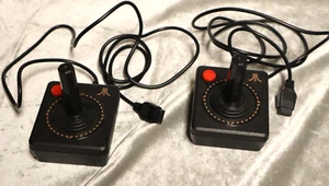 Set of 2 Atari 2600 original joysticks (untested) - Picture 1 of 4