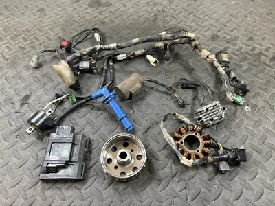 Suzuki RMZ450 2014 OEM sistema eléctrico volante estator generador 32100-28Ha0 Foto 1 de 4