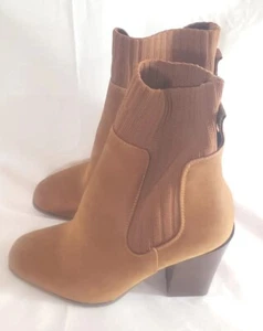 JOURNEE COLLECTION Women’s 8 Brown Adalia Square Toe Block Heel Booties New - Picture 1 of 3
