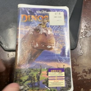 Dinosaur (VHS, 2001) Video Tape Movie Walt Disney Clamshell NEW SEALED - Imagen 1 de 3