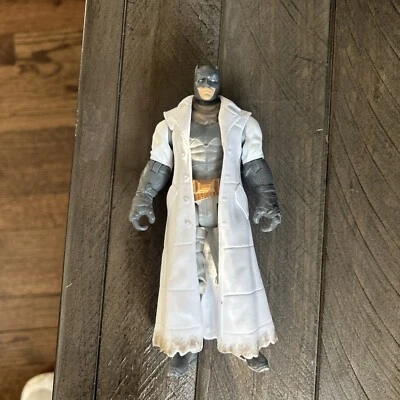 Figura de acción Batman vs Superman Dawn of Justice Arctic Zone 2016 DC Foto 1 de 2