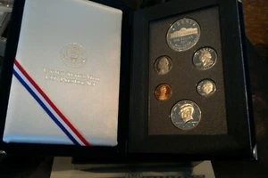 1997 US Mint Prestige Set Six Coin Set in OGP with COA - Picture 1 of 1