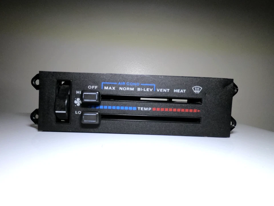 (1987 - 1996) Jeep Cherokee XJ AC/calentador Climatizador Manual OEM Foto 1 de 4