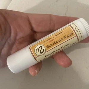 Sweet Bee Magic Wand All In One Lip & Face Balm NEW Sealed - Picture 1 of 5