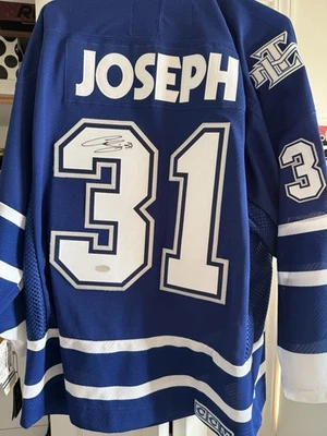 Camiseta deportiva firmada por Curtis Joseph CCM Toronto Maple Leafs nueva con etiquetas certificado de autenticidad Foto 1 de 4