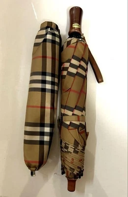 BURBERRY Folding Umbrella Nova Check Carbon Fiber Frame Super Water Repellent JP - Image 1 of 4