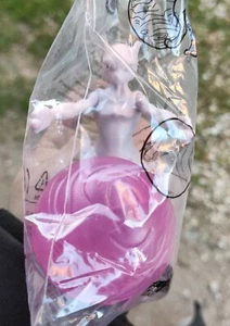 MEWTWO MEW TWO POKEMON BURGER KING new SIGILLATO 2019 MINI FIGURE - Imagen 1 de 3