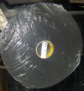 3M Urethane Foam Tape 21166928, Charcoal Gray, 1/2 in x 36 yd - Picture 1 of 4