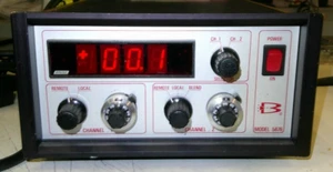 Brooks Instruments Model 5876 2-Channel Digital Mass Flow Controller - Picture 1 of 7