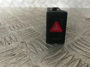 Schalterknopf WARNING - VOLKSWAGEN PASSAT IV (4) - von 10-2000 bis 03-2005 - Bild 1 von 3