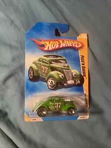 HOT WHEELS PASS 'N GASSER COLLECTION - Picture 1 of 2