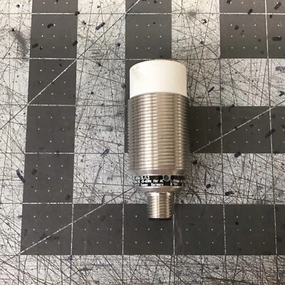 IFM EFECTOR 100 PROX SENSOR 110341  IIK2022-ABOA/SL/LS (LZ19L) - Image 1 of 3