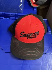 *New* Snap On Tools Snap Back Hat Baseball Cap Black & Red - Picture 1 of 3