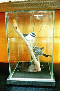 RARE Vtg. SIGNED Henry E. Menard & # HAND CARVED WOODEN CHICKDEES SCULPTURE - Picture 1 of 12