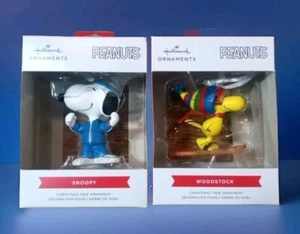 Hallmark Peanuts Ornamente Snoopy Woodstock Skifahren Figuren - Neu im Karton - Bild 1 von 2