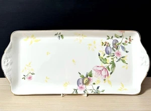 Piatto sandwich Wedgwood con manico prugna dolce osso damascato Cina Inghilterra - Foto 1 di 9