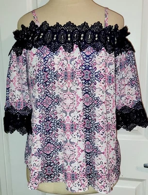 iz Byer Women's Pink Paisley & Navy Blue Lace Cold Shoulder Blouse Size L Large - Image 1 of 4