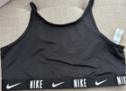 Nike Girls XL Black Sports Bra CU8250-010 Stretch Breathable Pullover Logo