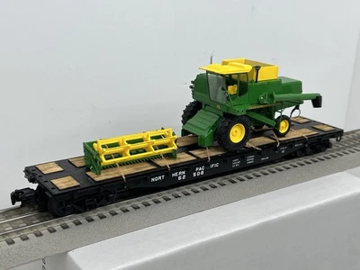 ATLAS NP 62506 Ralphstrains custom 52’-6” flat w/a JOHN DEERE 7700 grain combine - Image 1 of 4
