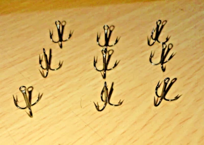 EXCALIBUR TREBLE HOOK #10 LURE REPLACEMENT REBEL HEDDON SMITHWICK BOMBER 10-100 - Image 1 of 4