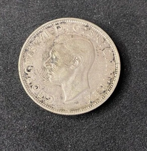1941 Great Britain Half Crown 0.5000 Silver ASW 0.2773 Oz Free Ship - Picture 1 of 2