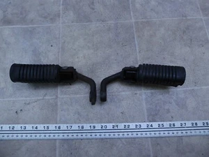 1981 Honda CB650 Custom H440-2) left and right front foot peg set - Picture 1 of 12