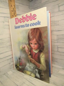 Debbie Learns to Cook / by Gilbert Delahaye / Hardcover / 1985 / LIKE NEW / - Picture 1 of 4
