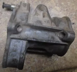 1982 Honda ATC 110 3 Wheeler Rear Back Axle Housing Mount Carrier 1981 1980 - Foto 1 di 1