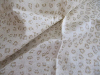 23" L x 52"W New Piece Linen Fabric(Remnant), Animal Print - Image 1 of 4