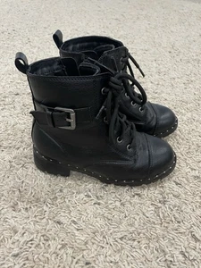 Girls Black Combat Boots Size 11 - Picture 1 of 7